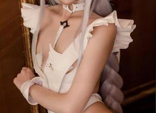 微信上都在转！杏仁曲奇高清的黑兽精灵女王到底有什么魔力？下载后见分晓！