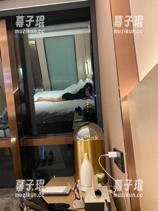 微密圈 - 林子喵Lynne的女友定制，谁还需要真人陪伴啊？