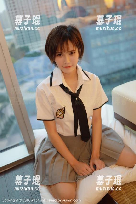模范学院-蒋小静Jessica 模范学院 - 别问!蒋小静Jessica的JK图包我已经看了三遍,就问还用不要再看?