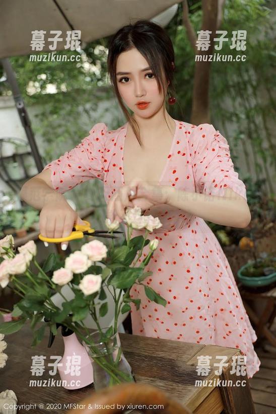 模范学院 - 夏天照片合集：陈小诺Niki，能不能不这样撩？！