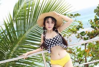 爱蜜社 - ALICE梁紫轩的水手服，不仅仅是衣服，还是游艇上的聊天秘籍，快来捧场最新合集！