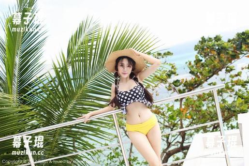 爱蜜社 - ALICE梁紫轩的水手服，不仅仅是衣服，还是游艇上的聊天秘籍，快来捧场最新合集！