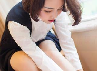 爱蜜社 - 在这个无聊的日子里，乐乐Mango女神图包更新的小乐趣出现了！