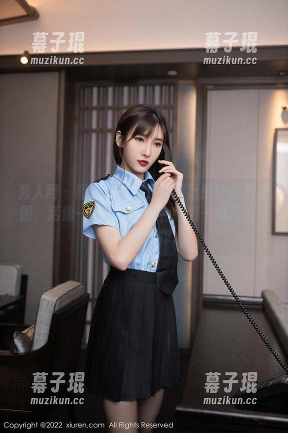秀人网 - 图片特辑：是小逗逗的体操服原图，活像一个运动健将，直到…她开始准备做俯卧撑。