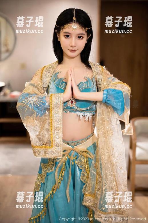 秀人网 - 今天的更新：桓淼淼在甜心图集里的一些小俏皮姿态，合不合胃口？