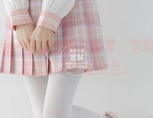 紧急企划 - 小婕的黑白写真，定制了多少展现的不只是肤色。