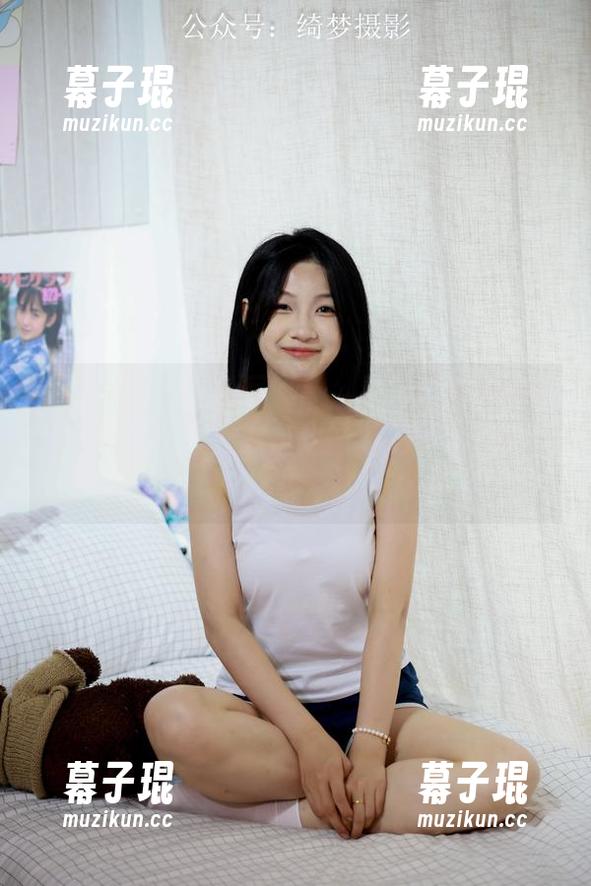 绮梦摄影 - 灰丝写真集，月月又来大胆分享，她要挑战你对优雅的新定义—兴奋了吗？