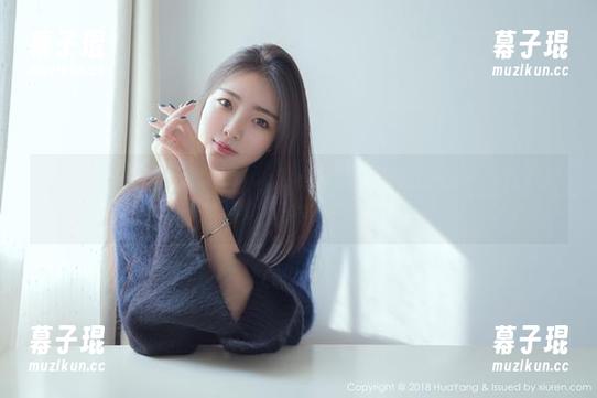花漾show-许诺Sabrina 花漾show - 许诺Sabrina的校服,居然能在网盘里找到个人风格?