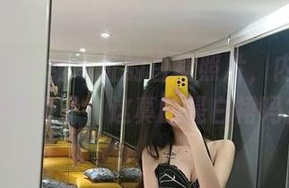微密圈 - 一组葛征的白裙照片，内心的唠叨又来了，这真的是白裙吗？