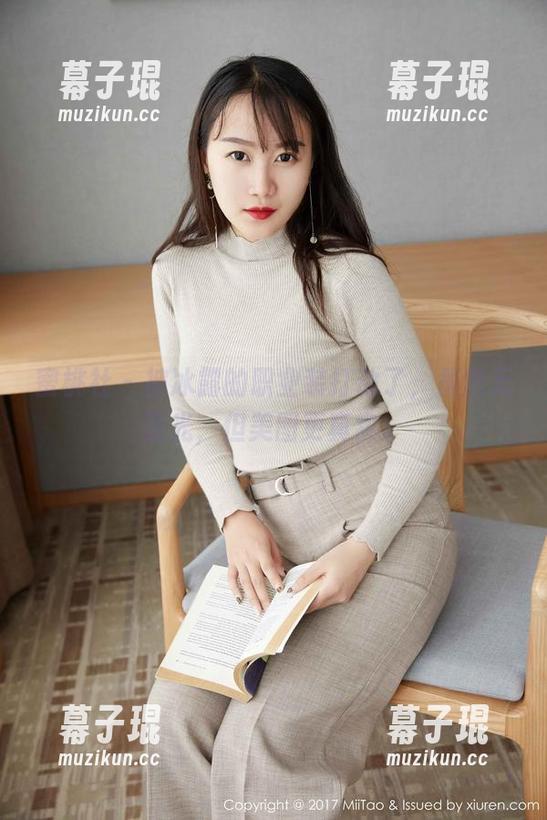 蜜桃社 - 被冰露的职业装打动了，虽然无圣光，但美图更真实。