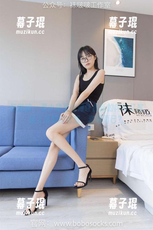 袜啵啵 - 看小甜豆如何让最新的肉丝打底成了透明的诱惑，套图而已？
