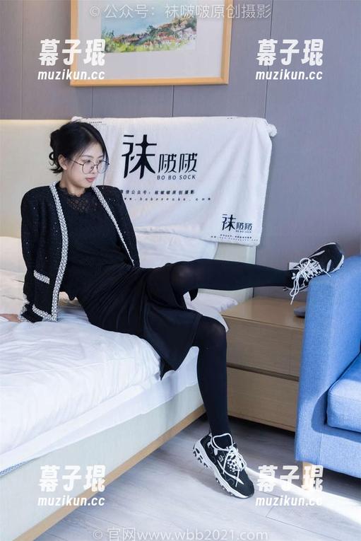 袜啵啵 - 糯米气质与高跟鞋，图集中简单又高级的福利