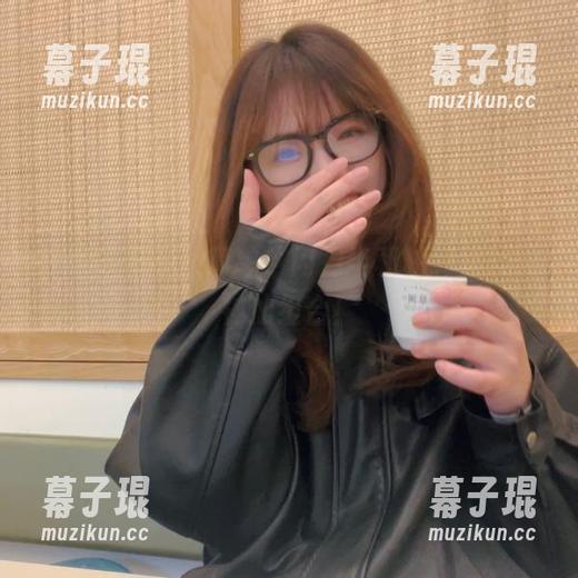 这个原图可不简单，闪月半和柏崎星奈的神仙组合！