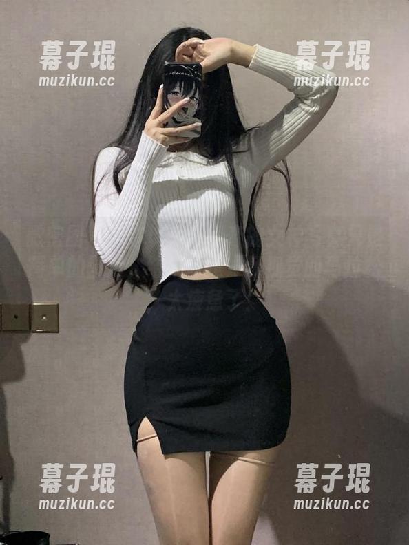 微密圈 - 当你以为陈佩奇的女神写真只是简单的图片，结果却是一场视觉的马拉松，太疲惫了！
