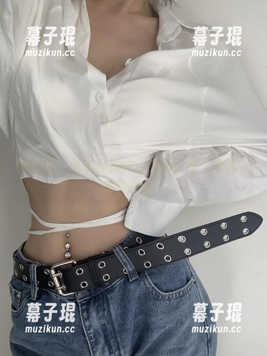 微密圈 - 陈佩奇的女王套图，毫无圣光，惊喜来袭！