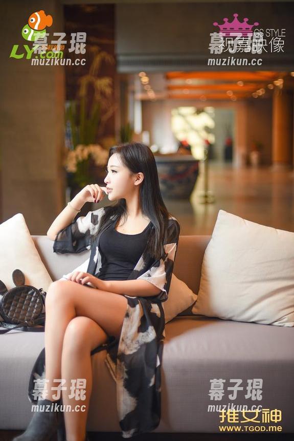 青豆客 - 汪佩妮Penny的“清纯”作品另类在线体验，朋友们准备好接受挑战了吗？