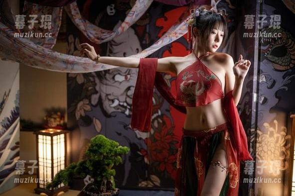香草喵露露原图与资源分享：你准备好被她的“秘密”惊艳到了吗？
