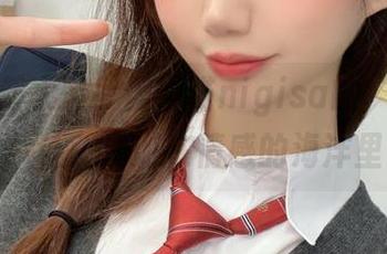 这波更新太赞，魔物喵nigisa的“女友”照片让我漫游在情感的海洋里。