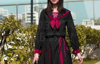 魔镜街拍 - 婷婷的白领作风：私房黑丝和工作日常齐飞！